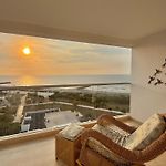 Luxury Suite In Cartagena Beach Resort I