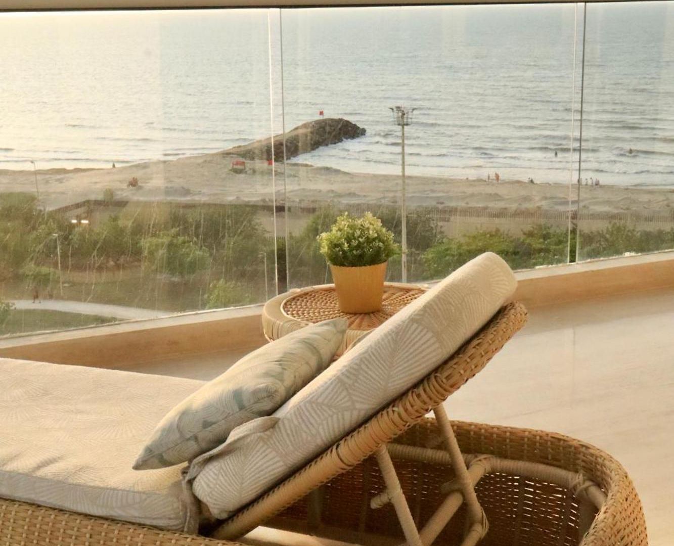 Luxury In I *