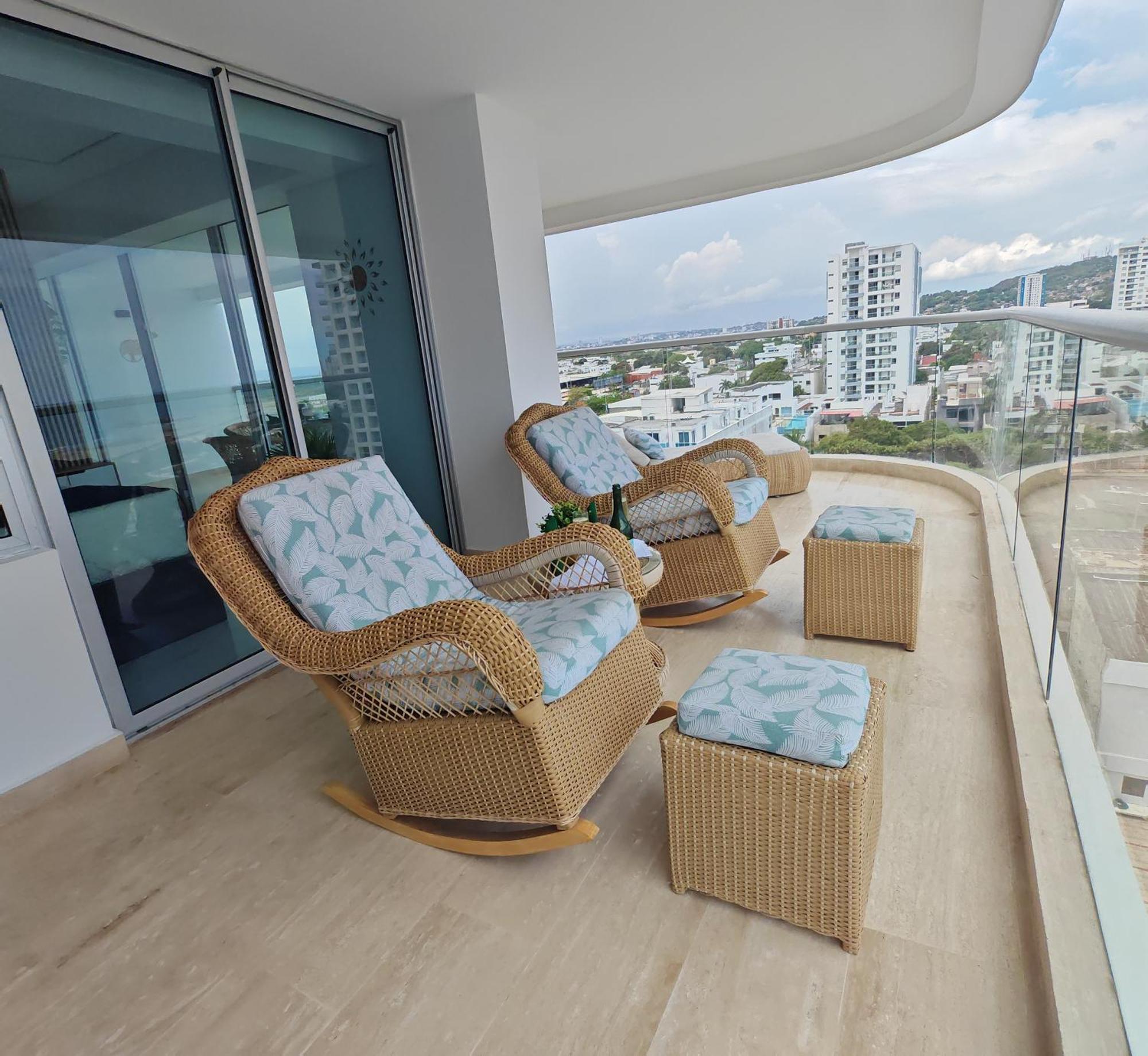 Luxurious Vip Waterfront With Pool Apartamento Cartagena