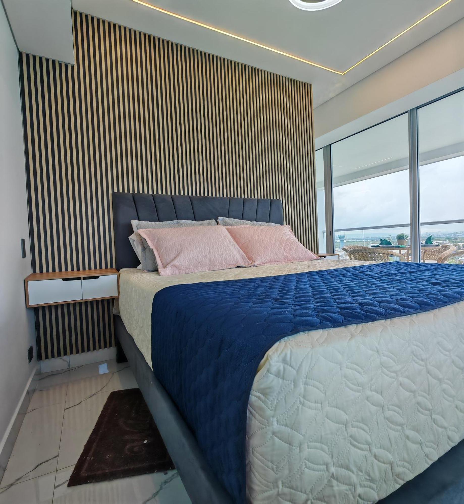Luxurious Vip Waterfront With Pool *
