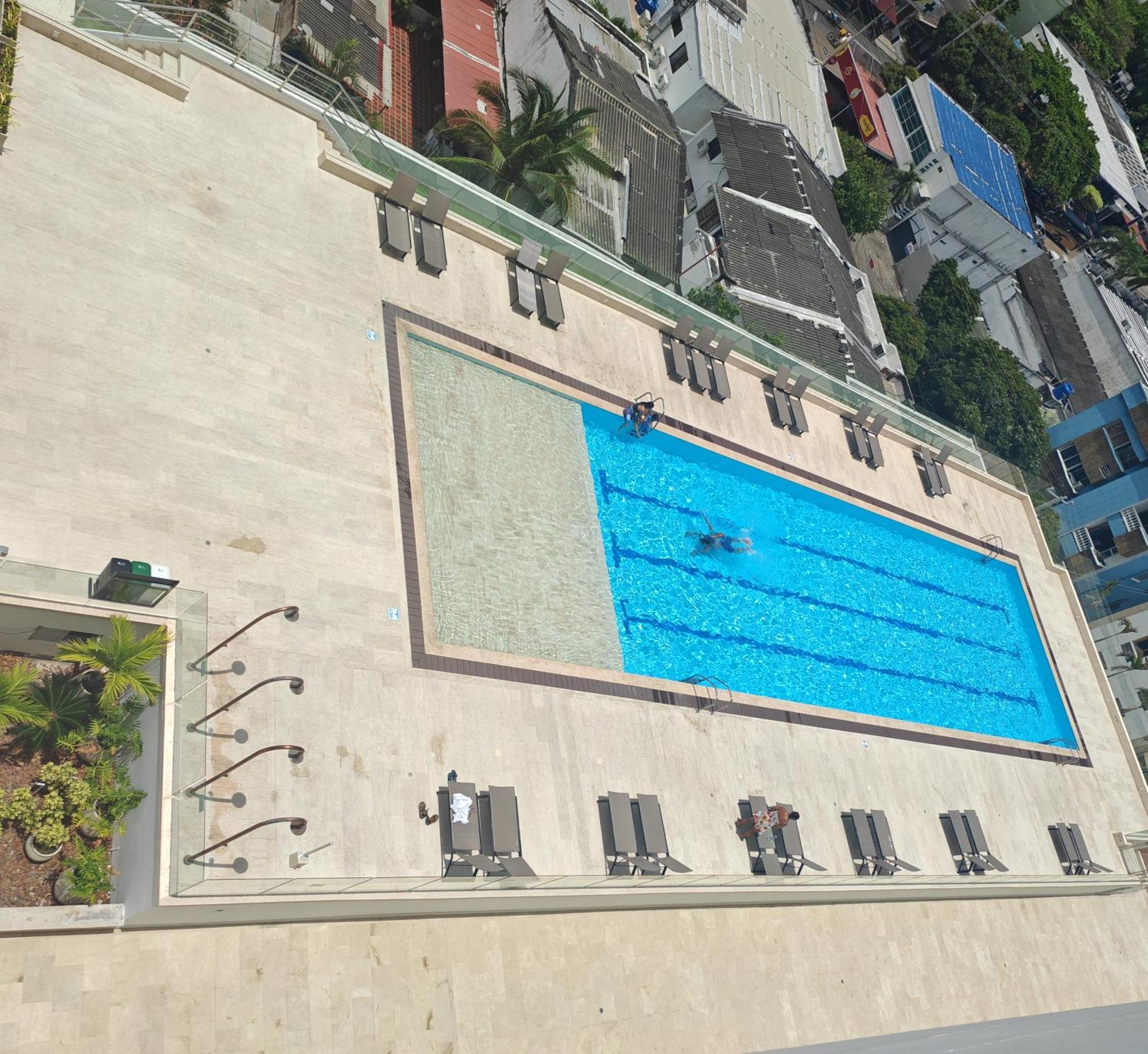 Luxurious Vip Waterfront With Pool Apartamento *