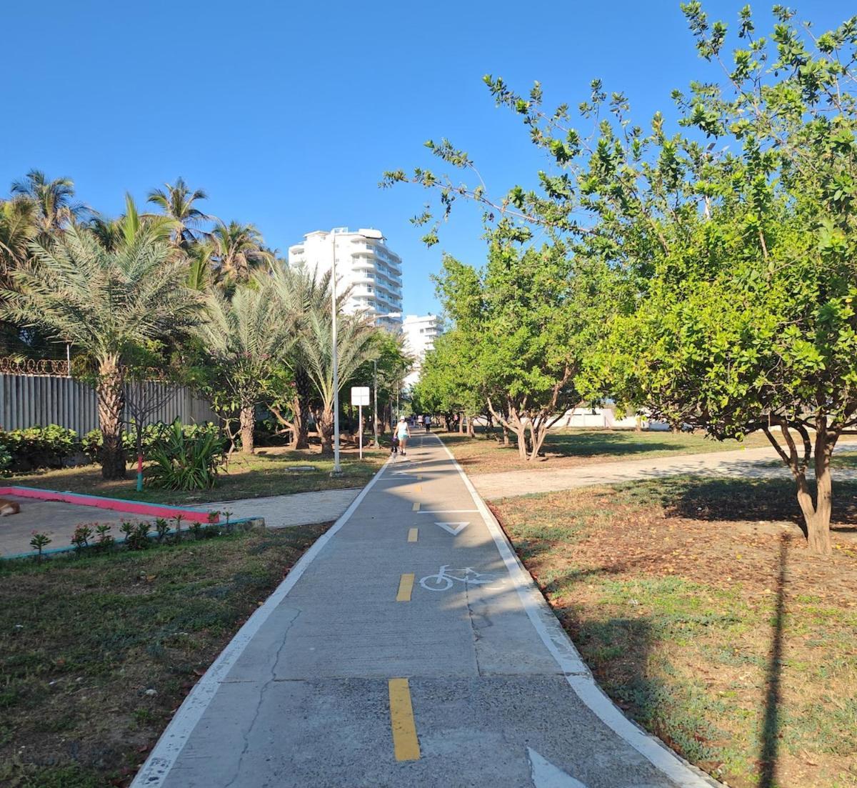 Apartamento Luxurious Vip Waterfront With Pool